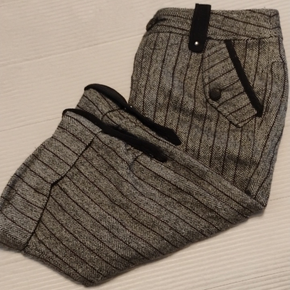 Elegant Herringbone Dress Pants for Men